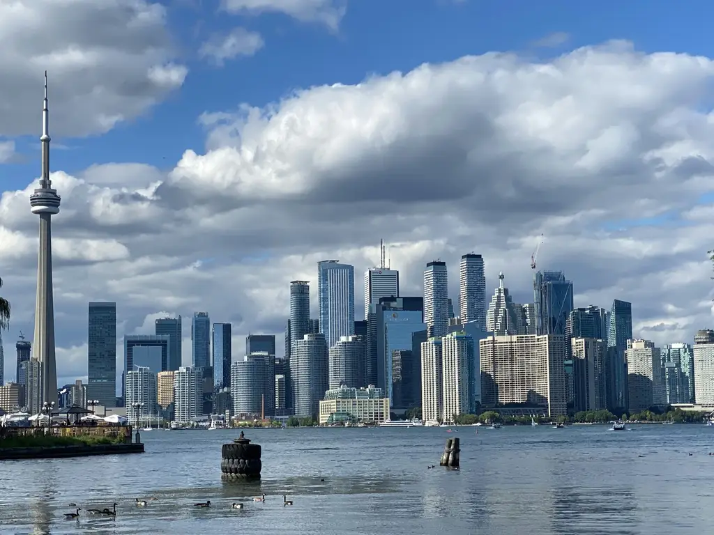 目眩神迷的加拿大歡樂之旅：探索楓葉國的無限驚奇